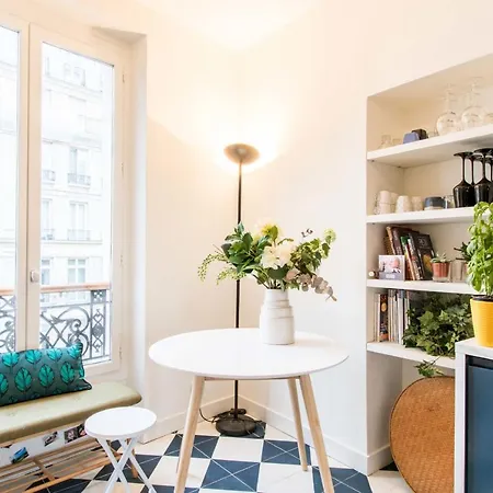 Beautiful Spacious At Bastille Paris
