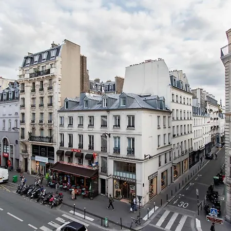 Beautiful Spacious At Bastille Apartment *