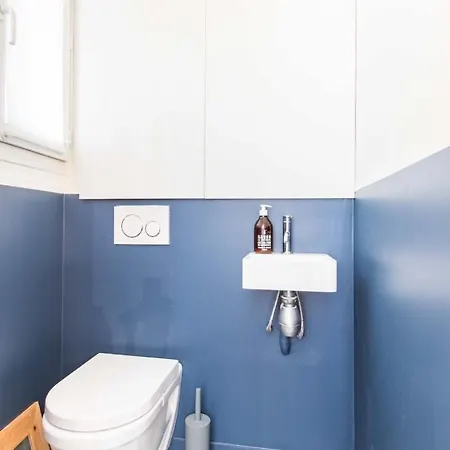 Beautiful Spacious At Bastille Apartment *